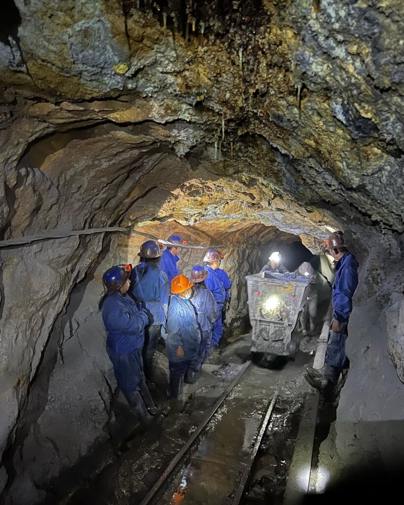 Potosi - mineurs dans les mines, Bolivie